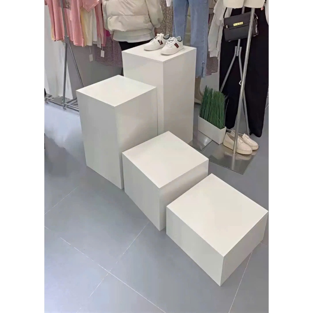Bục gỗ vuông decor shop manocanh đứng, trưng bày giày dép túi xách (hỏa tốc)