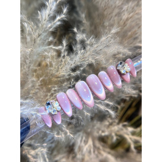 Nailbox thiết kế nền mắt mèo ánh trăng hồng from bầu aieeu bling bling phù hợp cho mọi lứa tuổi M407 by bao an nail