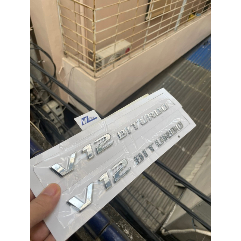 Chữ v12 biturbo màu bạc dán xe mercedes , tem v12 biturbo amg mercedes , Logo v12 mercedes