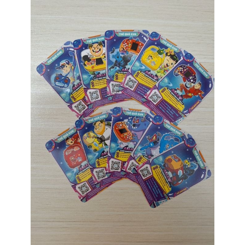 Combo 100 thẻ quà kun đổi phi thuyền trò chơi, bình nước đa nhiệm và loa khuếch đại âm thanh