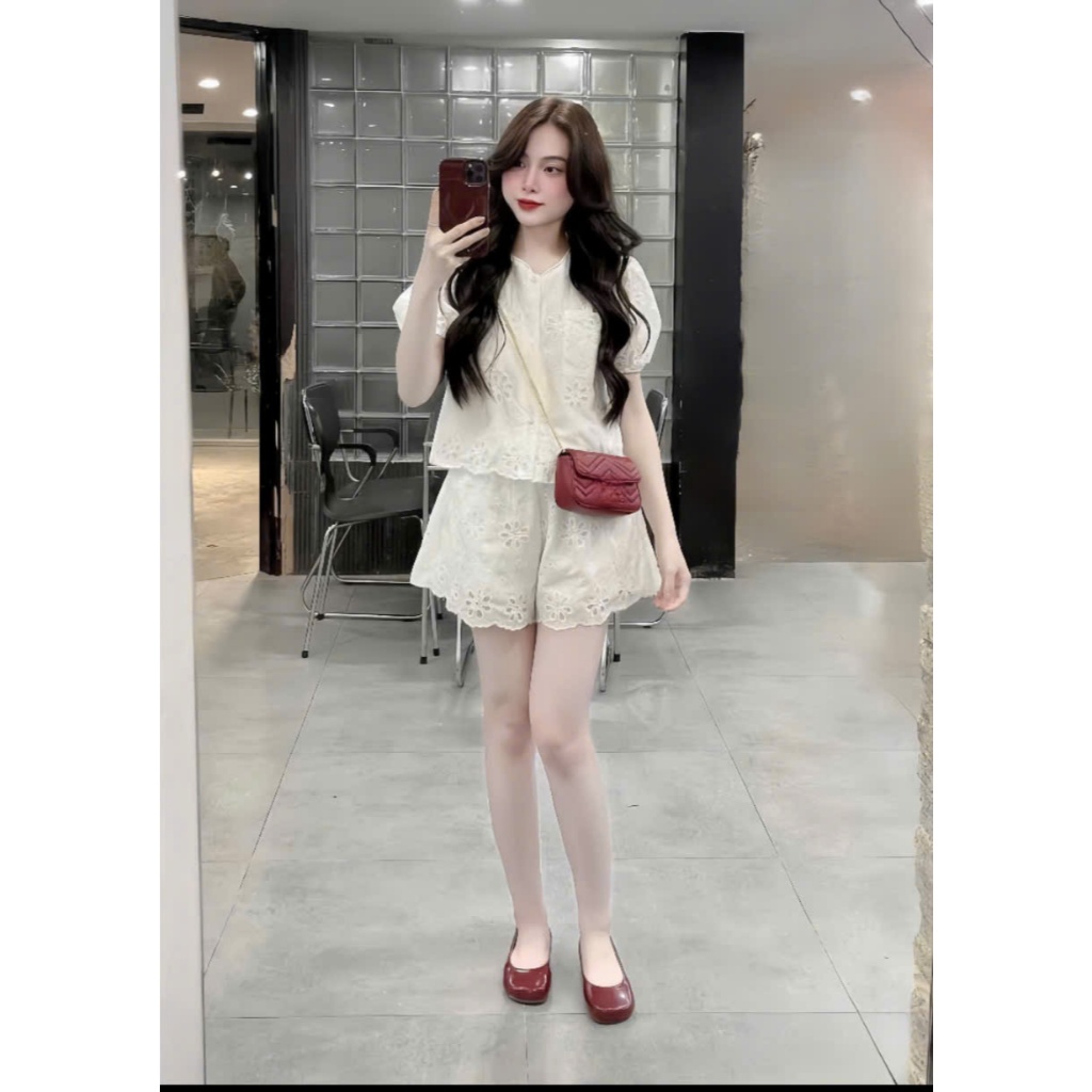 Sét đồ tk nữ áo tay ngắn gài nút phối quần đùi ống rộng họa tiết renn hoa điệu đà dành cho các nàng mặc đi chơi siêu yêu | BigBuy360 - bigbuy360.vn