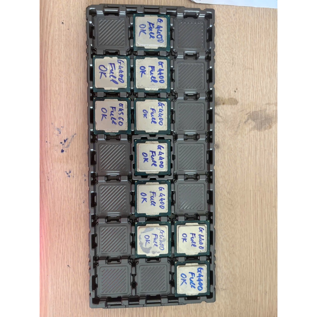 CPU Máy Tính Bàn G4400 / G4560 Socket 1151 Tặng Keo Tản Nhiệt Hàng Tháo Máy Chính Hãng
