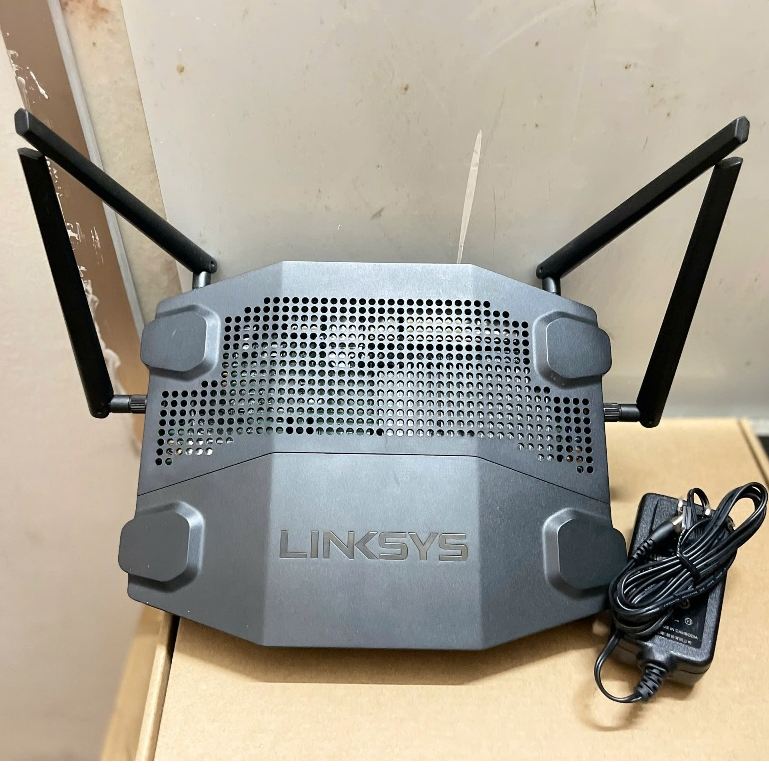 Bộ định tuyến Gaming Router Wifi Linksys WRT32X chuẩn AC3200 hai băng tần tương thích với => Express