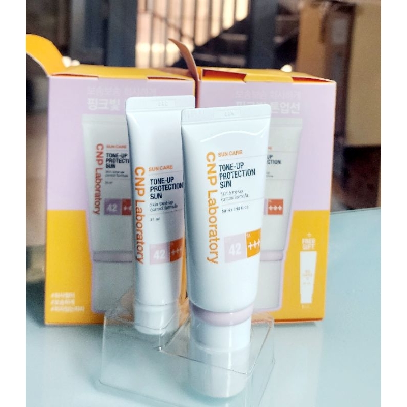 Kem chống nắng CNP