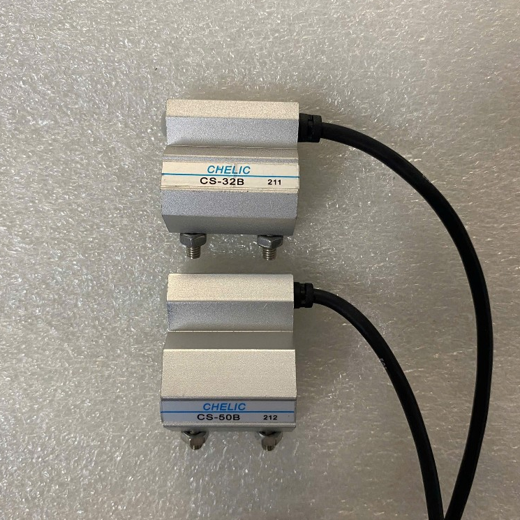 Cảm biến từ Chelic CS-32B