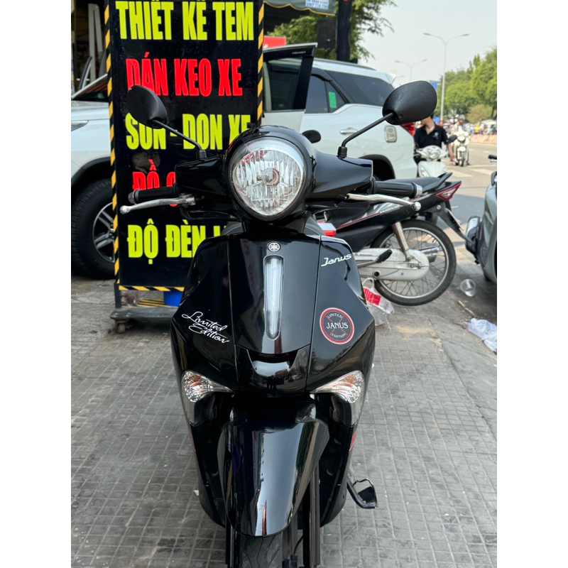 Tem Janus phiên bản limited