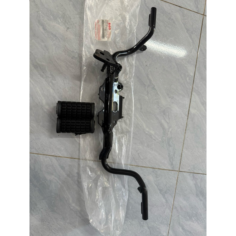 gác máy và 2 cục cao su gác chân trước Xbike axelo chính hãng