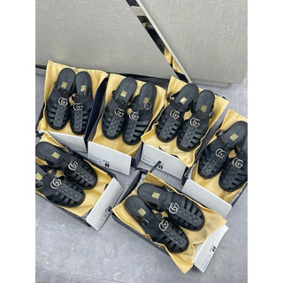 Dép Dọ màu đen truyền thống phối logo trắng chắc chắn hàng full box from dáng đẹp dễ phối đồ.