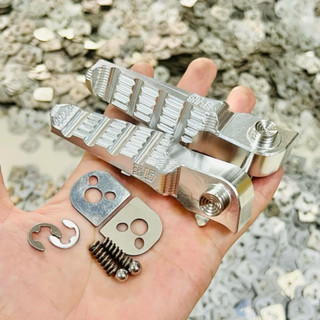  Gác Chân Sau Nhôm CNC Nguyên Khối Cho Các Dòng Xe HONDA YAMAHA 