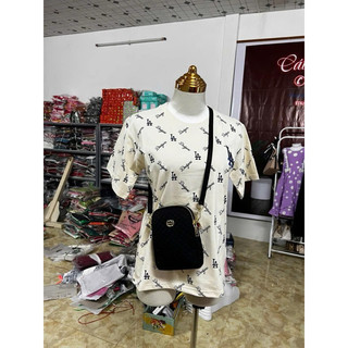 túi điện thoại xách tay, chất liệu nhẹ nhưng độ bền cao