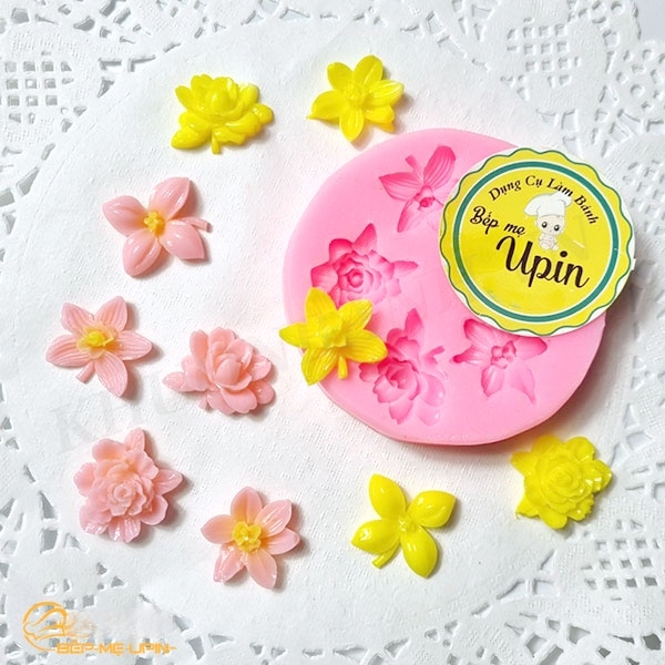 Khuôn silicon vỉ 5 hoa nhí mai hồng