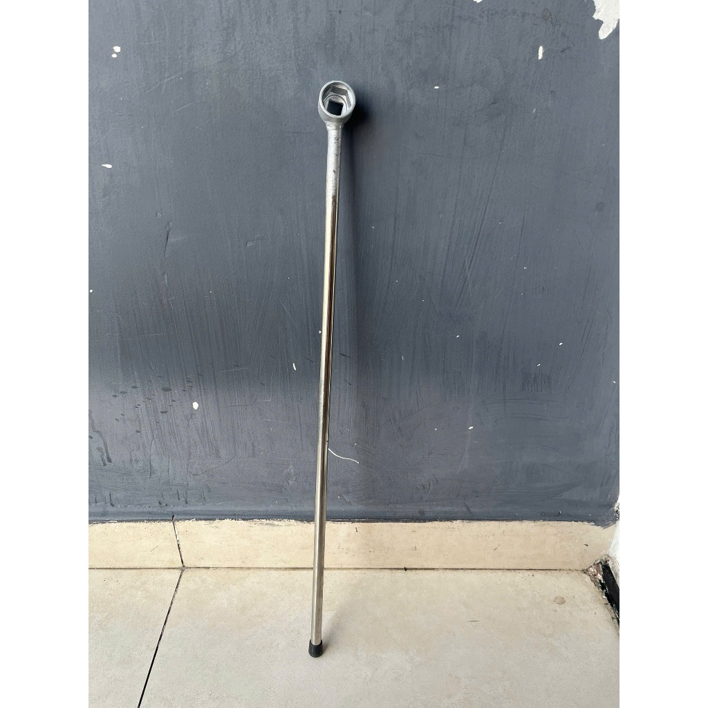 Cây vặn vòi bình nước bằng inox (siết vòi)