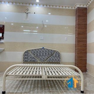 Giường sắt kiểu tròn cách điệu 1m6 dài 2m