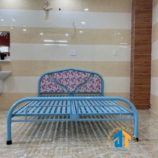 Giường sắt kiểu tròn cách điệu 1m6 dài 2m