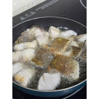Cá chẽm cắt khúc.túi 500g (giao hoả tốc)