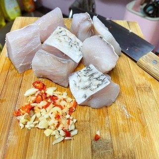 Cá chẽm cắt khúc.túi 500g (giao hoả tốc)