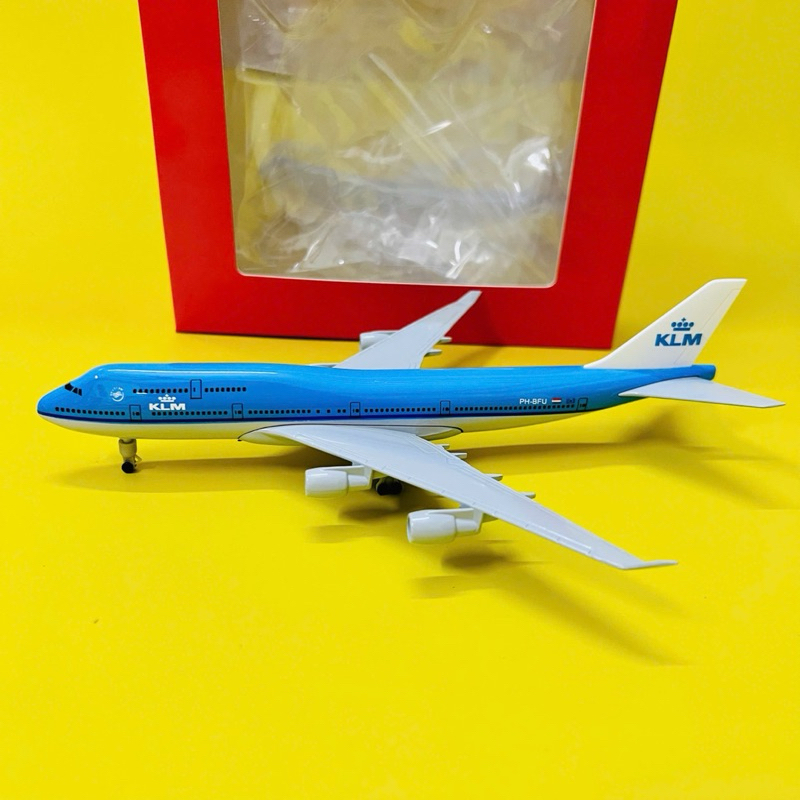 Mô Hình Máy Bay Boeing 747 "KLM AIRLINES" Hãng Hàng Không Quốc Gia Hà Lan 20CM Hợp Kim Tỉ lệ (1:400)
