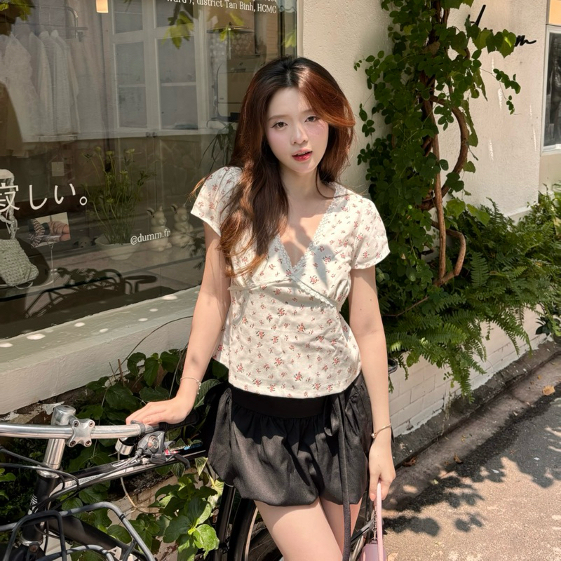 Áo cọc tay Flower, Áo nữ tay ngắn cổ V phối ren | BigBuy360 - bigbuy360.vn