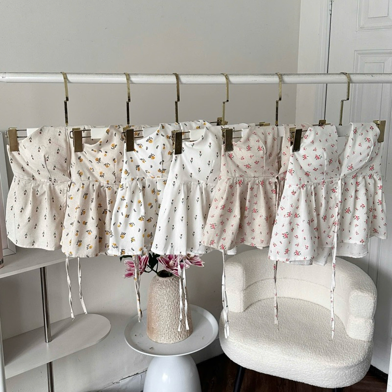 Áo Yếm Nữ Hở Lưng Hoa Nhí Cột Dây Sẵn Đệm Mút Chất Linen | BigBuy360 - bigbuy360.vn