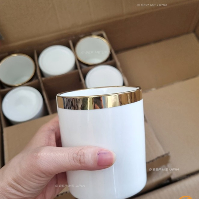 Cốc sứ trụ viền vàng cao 9cm