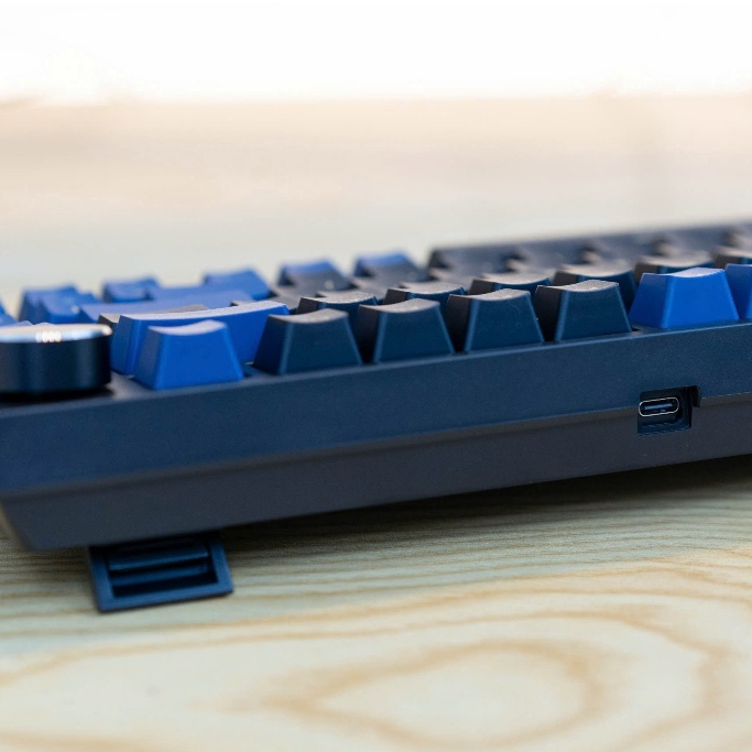 Bàn phím Gaming EK375v2 có dây, EK375W wireless Hotswap, LED Rainbow, keycap PBT 82 phím ChínhHãng | BigBuy360 - bigbuy360.vn