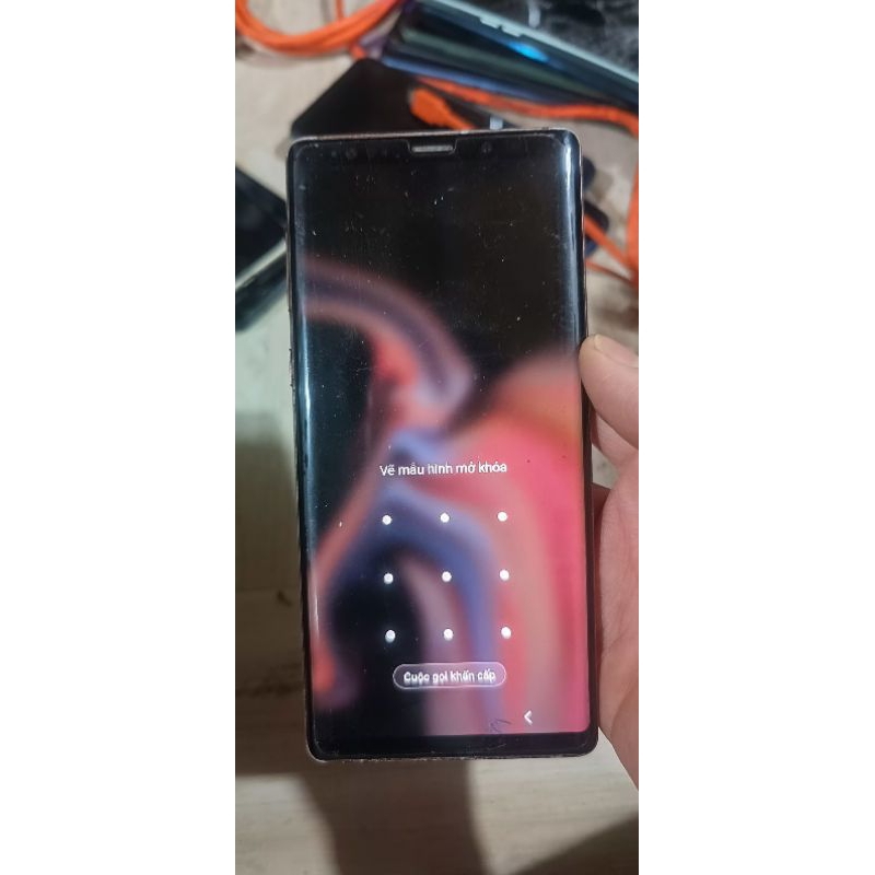 Cụm xác Samsung Note 9 máy còn nguyên cây mk màn ám nhẹ
