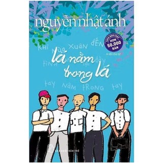 Sách - Lá nằm trong lá ( bìa mềm )