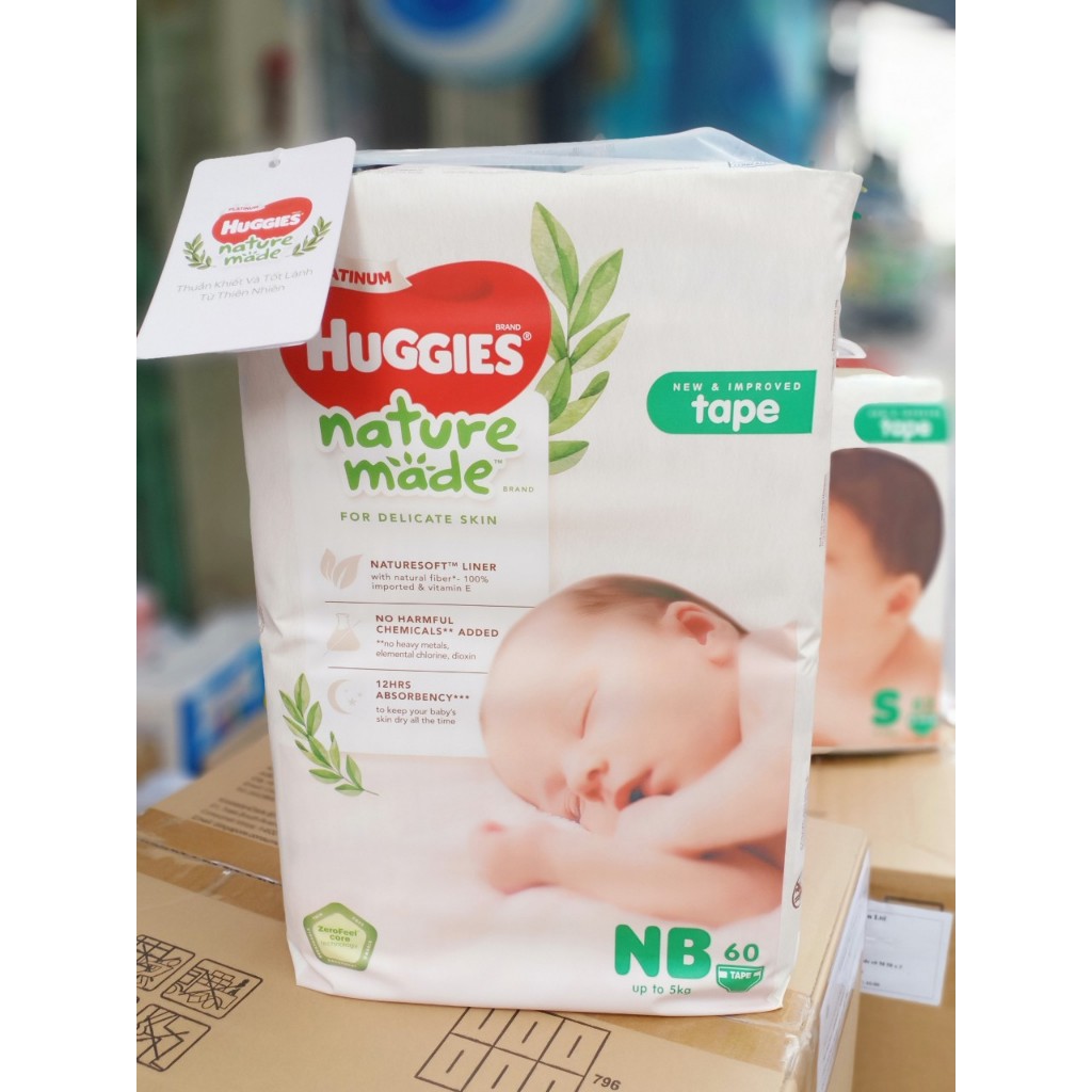Tã Dán Huggies Newborn NB70+6 và NB60 miếng dành cho bé mới lọt lòng đến dưới 5kg