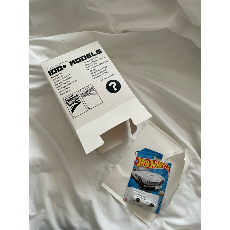 Hộp mù Hot Wheels | Blind box by Prestige