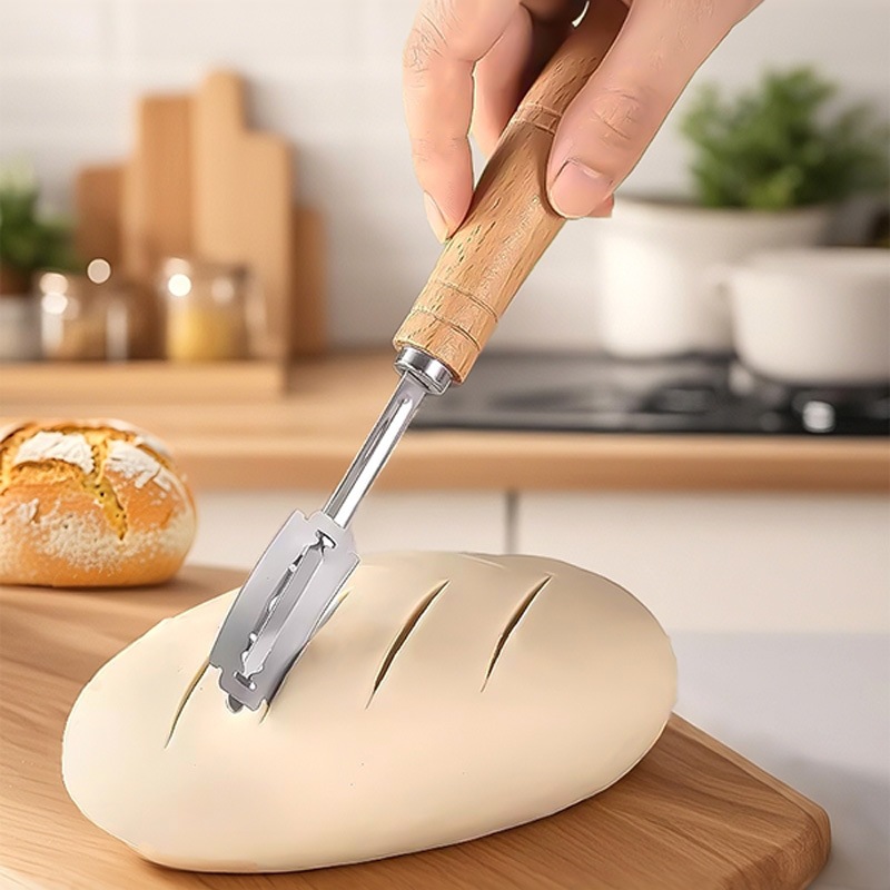 Dao rạch bánh mì cán gỗ
