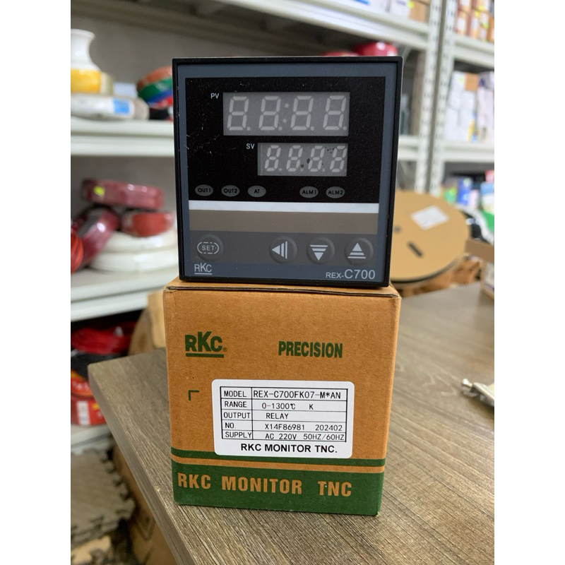BỘ ĐIỀU KHIỂN NHIỆT ĐỘ RKC REX C700