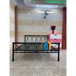 Giường sắt 1m4 x 2m đan chéo