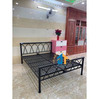 Giường sắt 1m4 x 2m đan chéo