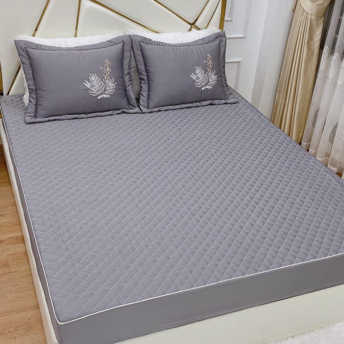 Bộ ga gối trần bông bo chun phi lụa , Set 3 món ga trải giường chun trần bông cao cấp chất liệu phi lụa mềm mát