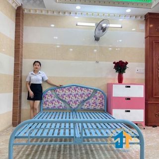 Giường sắt kiểu tròn cách điệu 1m4 dài 2m