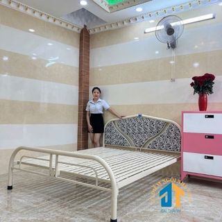 Giường sắt ngang 1m4 dài 2m
