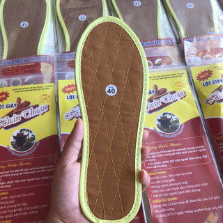 Một đôi lót giày hương quế khử mùi hôi chân nhiều size cho cả nam và nữ