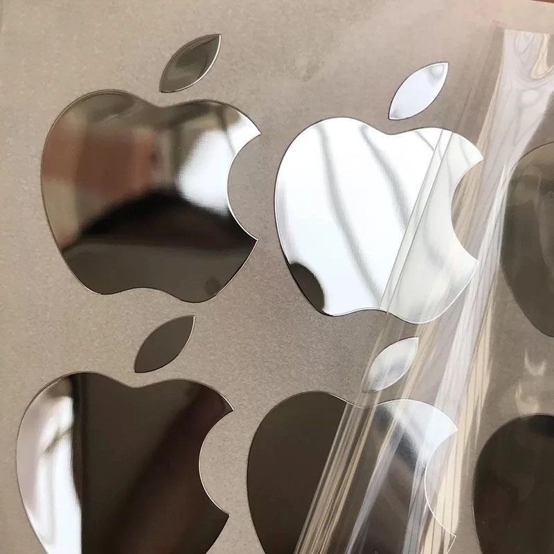 miếng dán logo apple kim loại màu bạc tráng gương trang trí vỏ điện thoại  .