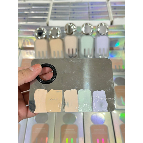 Kem Nền Z.W.J Weijie Lightweight Makeup Holding Liquid Foundation 30ml