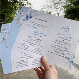 Thiệp cưới gập ba Thiệp cưới Khải Ngọc Màu xanh dương Giá hiển thị 1 tờ thiệp (không phong bì)