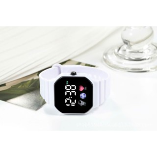 Đồng hồ điện tử LED cho bé 2 màu đen trắng