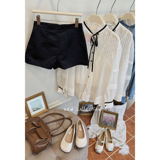 SET BBD TRẮNG XẾP LY THẮT NƠ + SHORT ĐEN