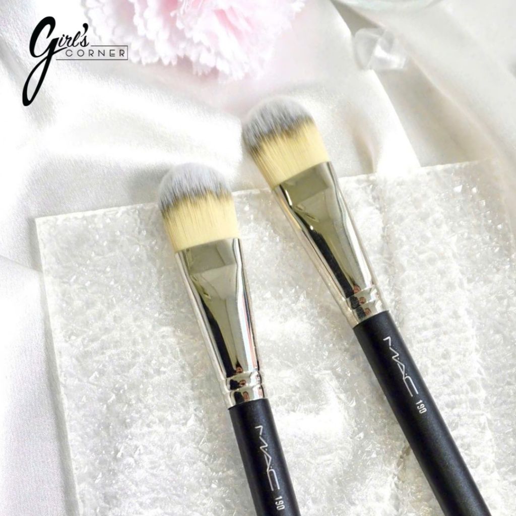 Cọ nền M 190 Synthetic Foundation Brush