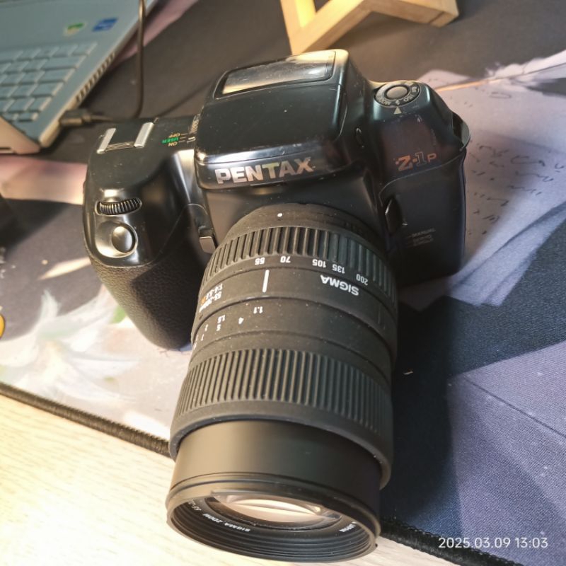 máy ảnh phim pentax z1p và lens sigma 55-200 hoạt động tốt - Ống kính pentax
