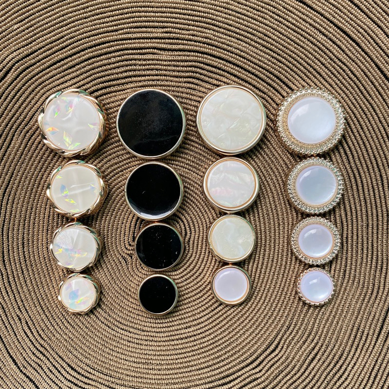 set 10 NÚT TRÒN TRƠN ĐEN NHIỀU SIZE ĐẾ LỒI