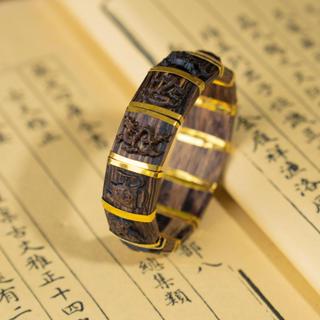 Vòng Lách Tay Trầm Hương 12 Con Giáp 8K - Trầm Hương Sánh Chìm