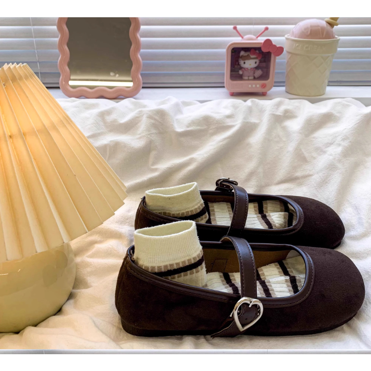 Giày Big Size Cho Nữ Size 40 41 42 – Thiết Kế Trẻ Trung, Nữ Tính