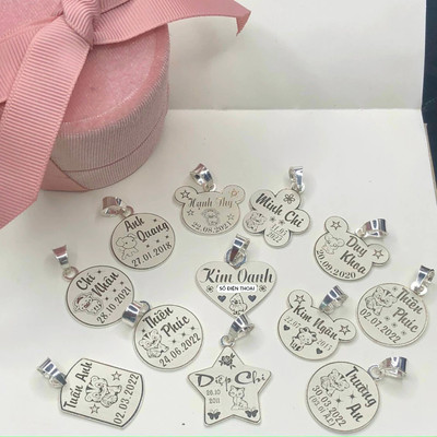 Mặt dây chuyền cho bé mẫu khắc laser miễn phí theo yêu cầu hình thù ngộ nghĩ bạc 925 TLEE JEWELRY D0216