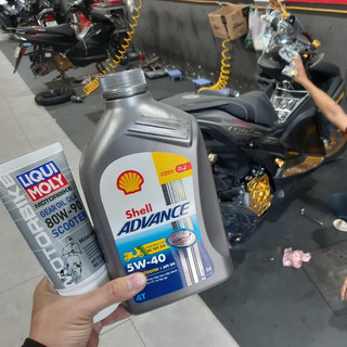 Nhớt Shell Advance Ultra Scooter 5W40 1L (940010)