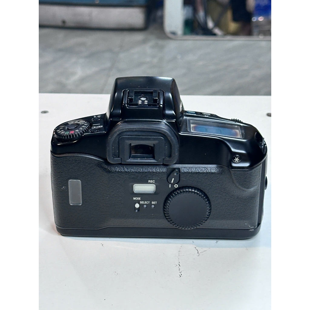 Máy ảnh phim canon 100qd (Ngoại đẹp, chưa kèm lens)  (Hoạt động tốt - vui lòng tự tìm hiểu trước) - Lens máy ảnh
